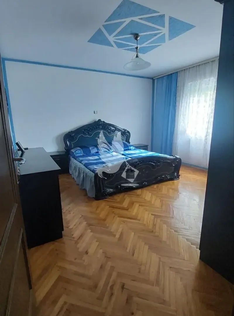 Sale, house, 800m², Mladenovac, Beograd