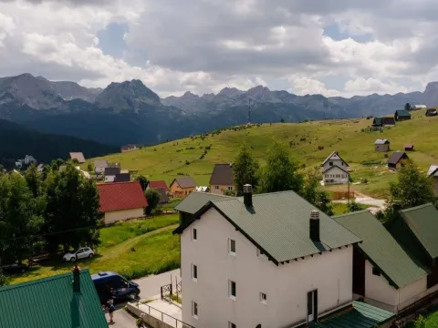 Prodaja, kuća, 156m², Žabljak, Crna Gora - image 11