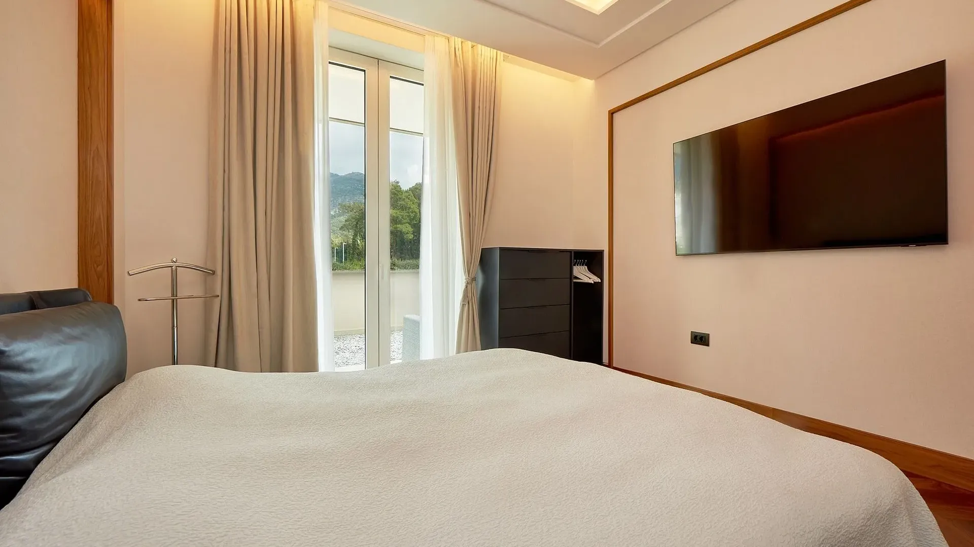 Prodaja, dvosoban stan, 152m², Tivat, Crna Gora