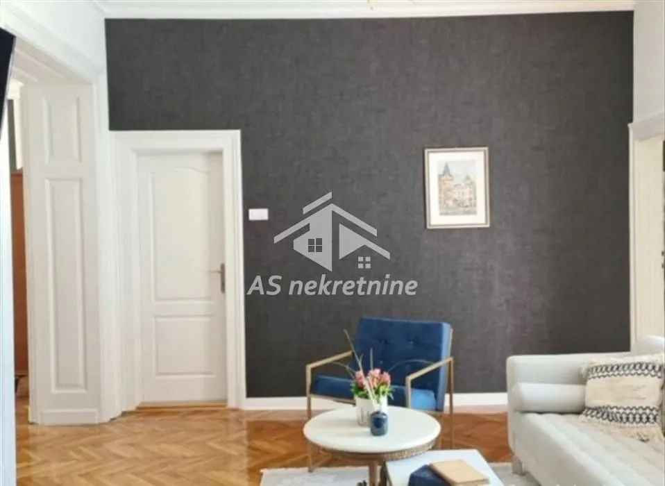 Izdavanje, trosoban stan, 94m², Savski Venac, Beograd