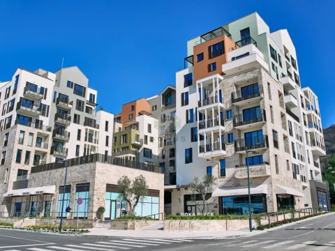 Sale, two bedroom apartment, 102m², Tivat, Crna Gora