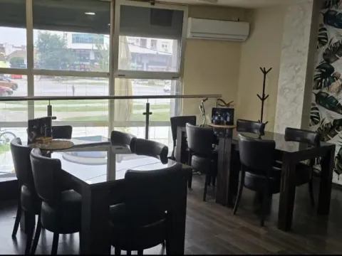 Ugostiteljski objekat in Bulevar Evrope