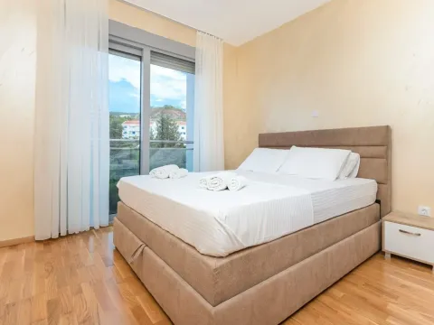 Sale, two bedroom apartment, 55m², Budva, Crna Gora - image 8