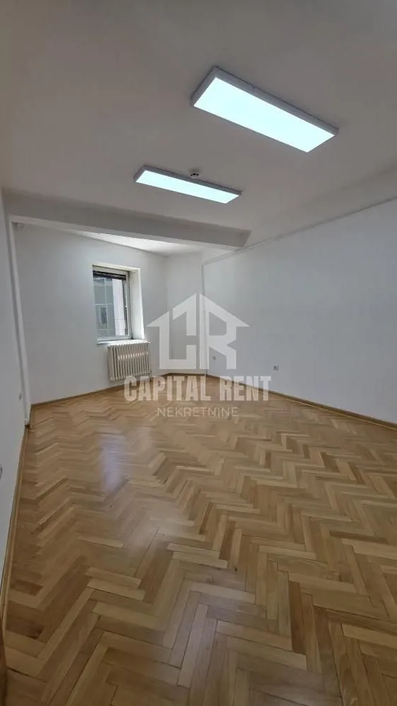 Rent, office space, 182m², Stari Grad, Beograd