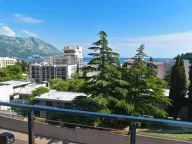 Rent, studio apartment, 32m², Bečići, Budva - image 2