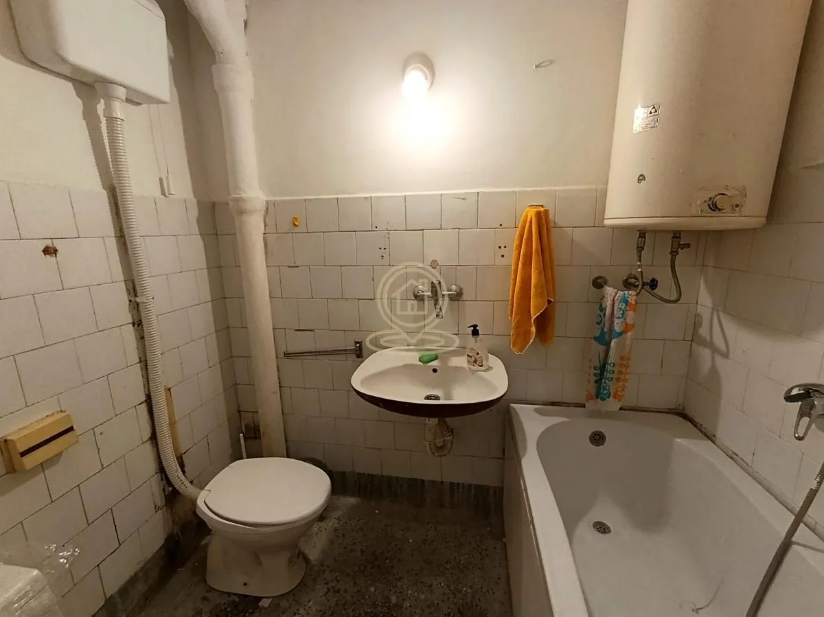 Prodaja, četvorosoban stan, 95m², Medijana, Niš