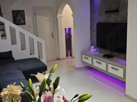 Prodaja, trosoban stan, 61m², Socijalno, Novi Sad Sve Podlokacije - image 3