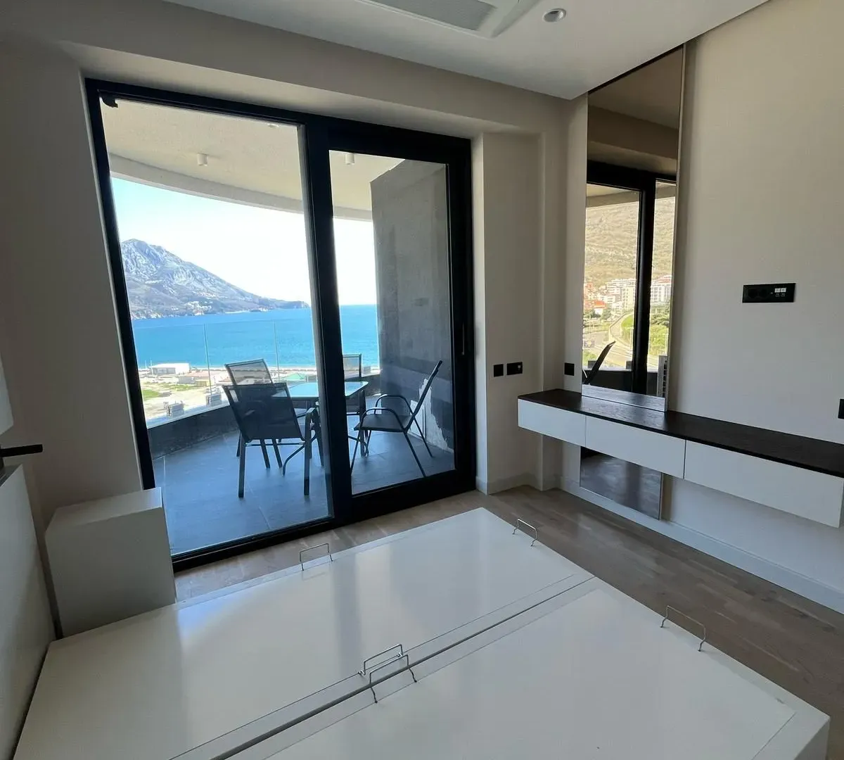 Sale, one bedroom apartment, 57m², Bečići, Budva