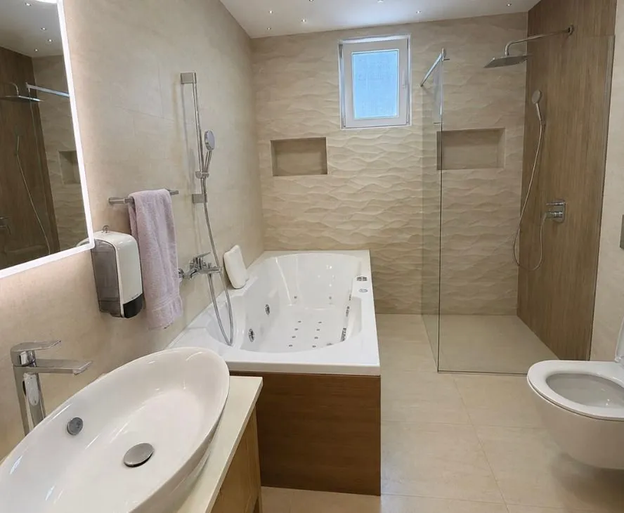 Prodaja, dvosoban stan, 135m², Seljanovo, Tivat