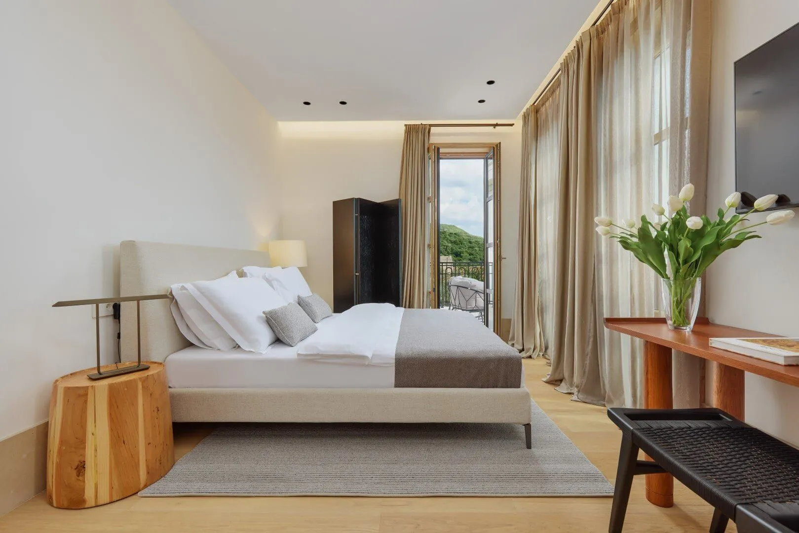 Rent, house, 570m², Prijevor, Budva