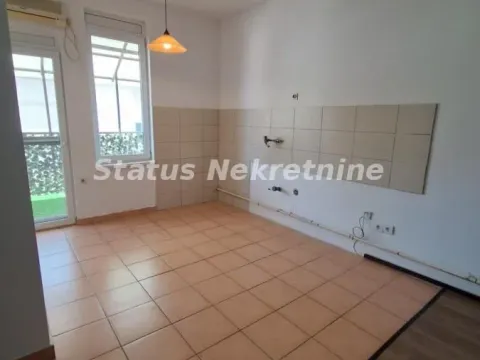 Prodaja, trosoban stan, 72m², Titel, Novi Sad - image 2