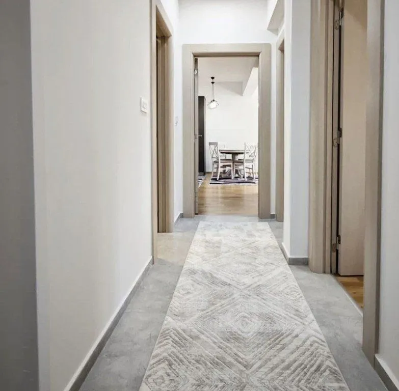 Izdavanje, dvosoban stan, 68m², Stara Varoš, Podgorica
