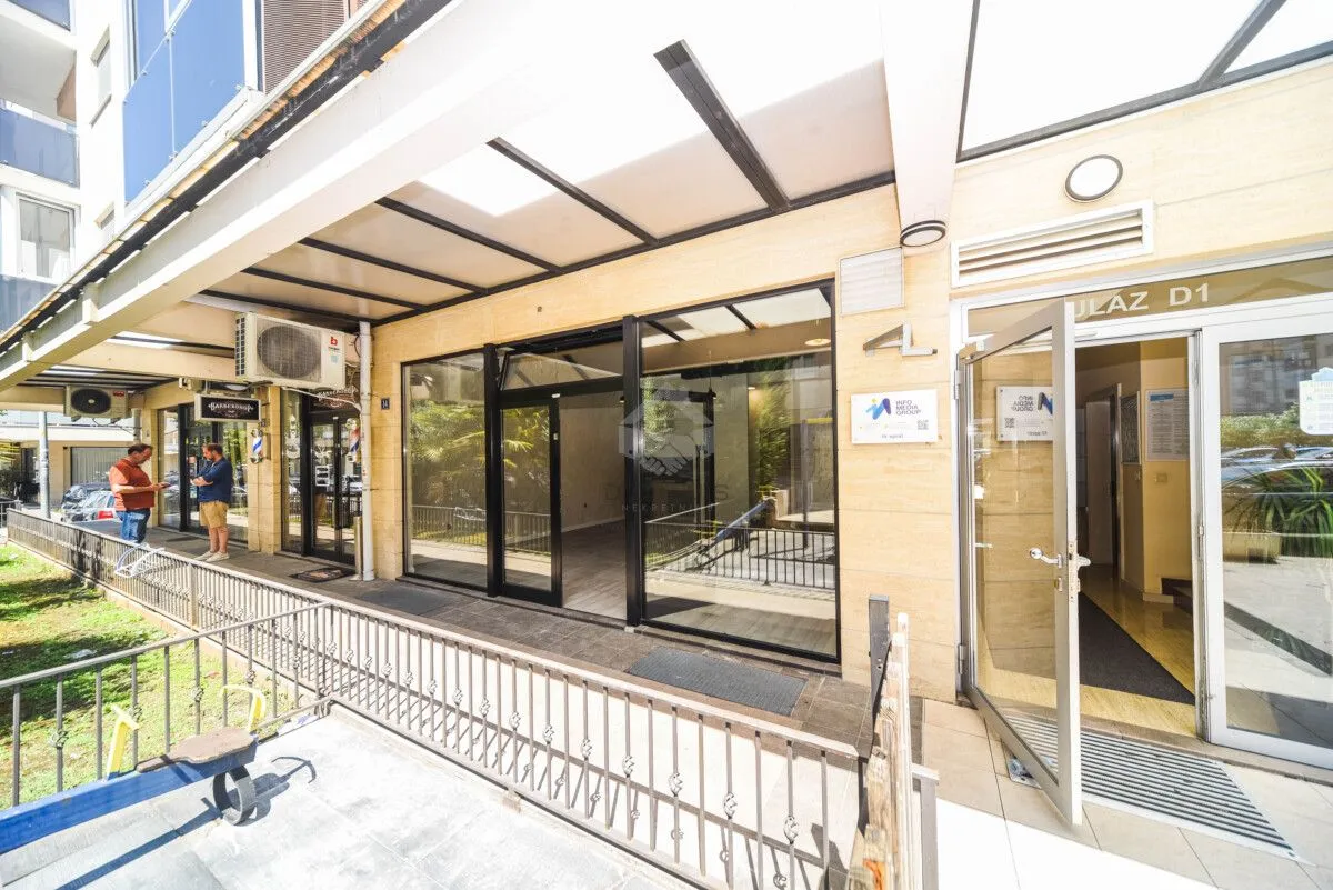 Rent, office space, 45m², City Kvart, Podgorica