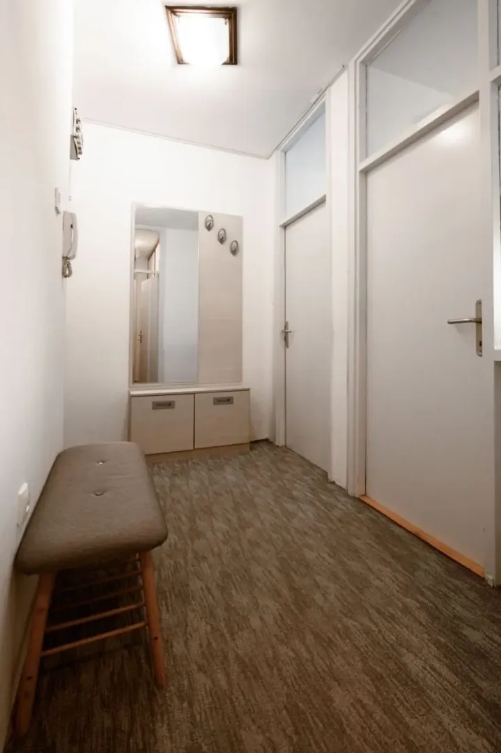 Prodaja, dvosoban stan, 68m², Gintaš, Podgorica