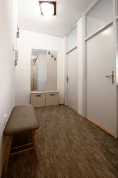 Prodaja, dvosoban stan, 68m², Gintaš, Podgorica - image 11