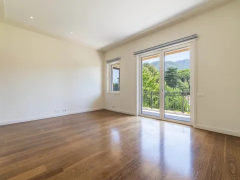 Prodaja, trosoban stan, 228m², Porto Montenegro, Tivat - image 15