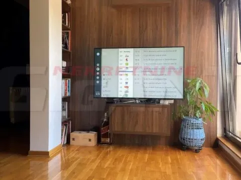 Prodaja, stan, 160m², Severni Bulevar, Zvezdara Sve Podlokacije - image 3