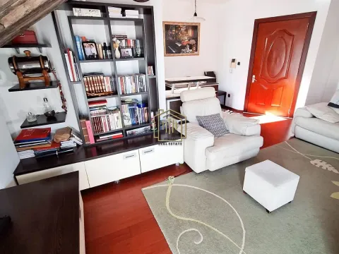 Prodaja, trosoban stan, 87m², Stari Aerodrom, Podgorica - image 15