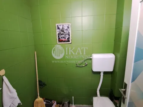 Izdavanje, poslovni prostor, 56m², Batajnica, Beograd - image 4