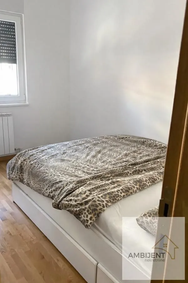 Prodaja, dvosoban stan, 48m², Stari Banovci, Stara Pazova