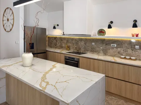 Rent, two bedroom apartment, 136m², Pržno, Budva - image 9