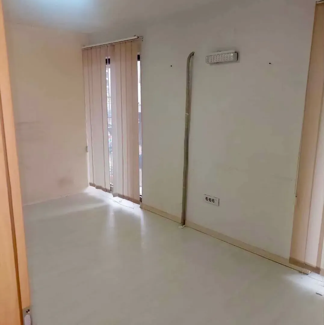 Rent, office space, 162m², 1 maj, Podgorica