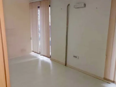Rent, office space, 162m², 1 maj, Podgorica - image 6