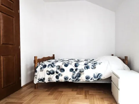 Rent, house, 180m², Tološi, Podgorica - image 15