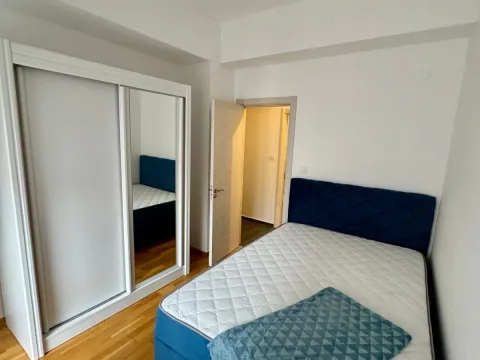 Izdavanje, trosoban stan, 75m², Ljubović, Podgorica - image 8