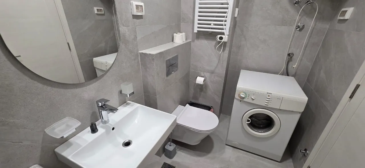 Prodaja, jednosoban stan, 49m², Central Point, Podgorica