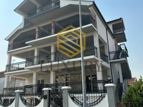 Izdavanje, četvorosoban stan, 156m², Stari Aerodrom, Podgorica - image 2