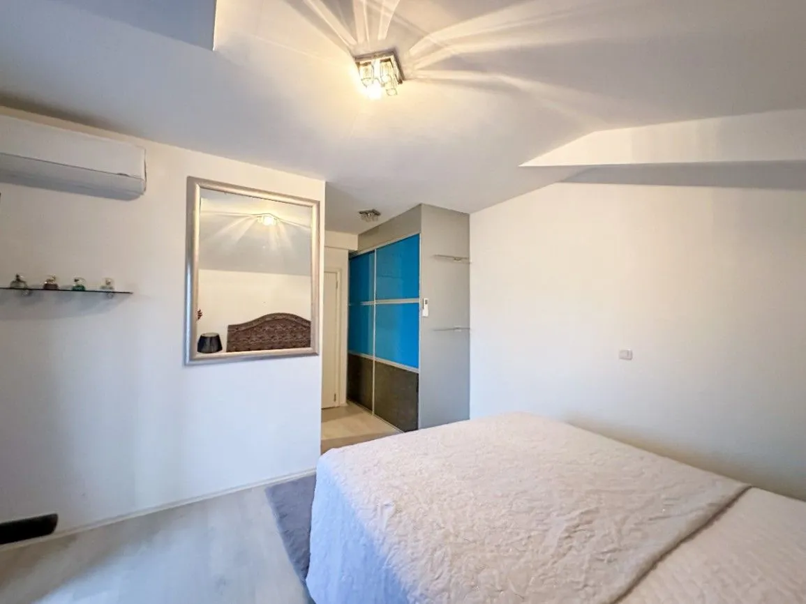 Izdavanje, trosoban stan, 120m², Dalmatinska ulica, Podgorica