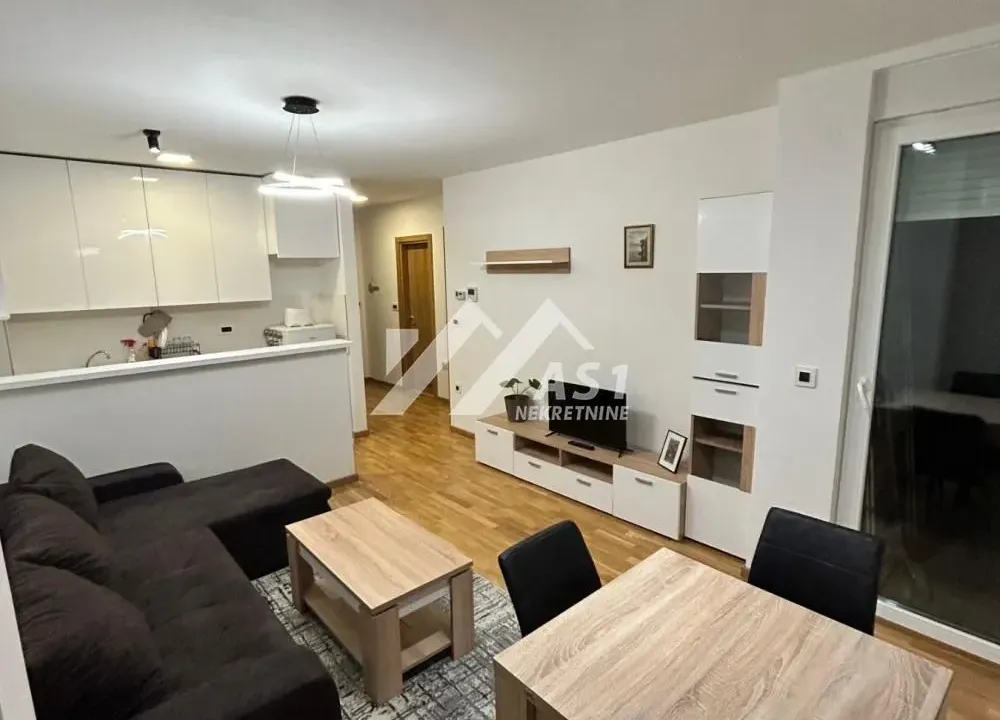 Izdavanje, dvosoban stan, 45m², Stari Majur, Petrovaradin