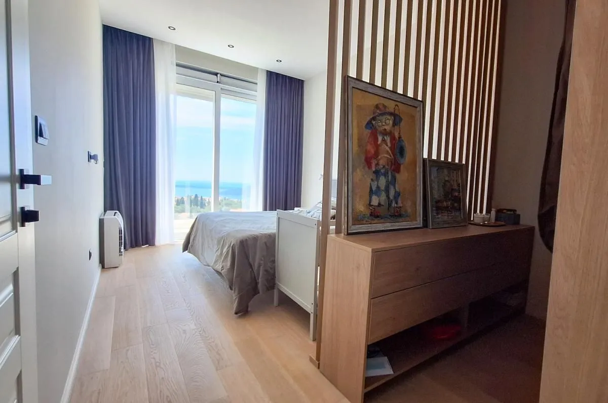 Prodaja, kuća, 320m², Herceg Novi, Crna Gora