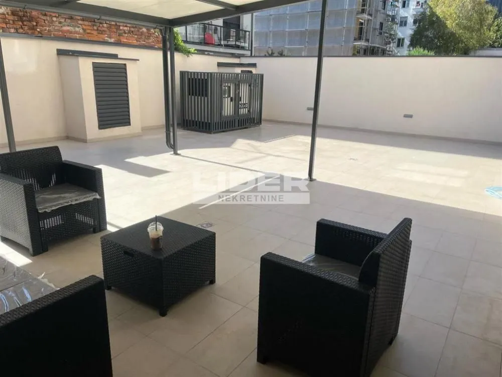 Izdavanje, trosoban stan, 75m², Čubura, Beograd