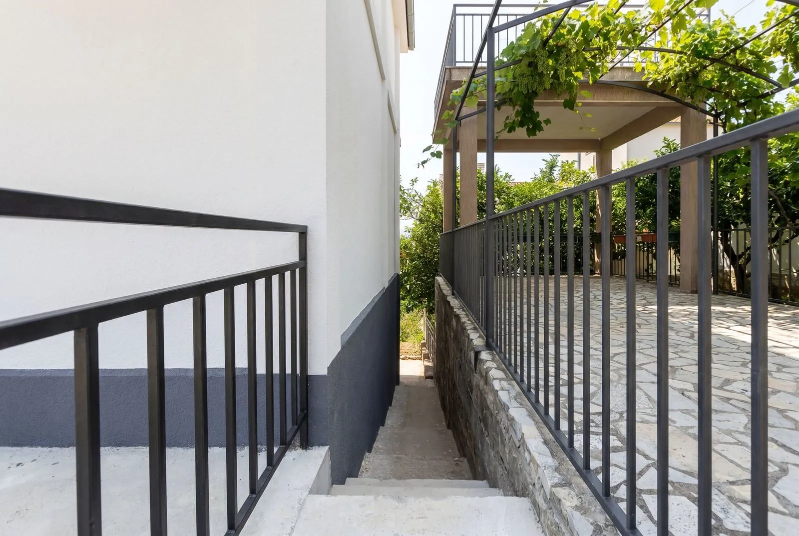 Sale, house, 129m², Šušanj, Bar
