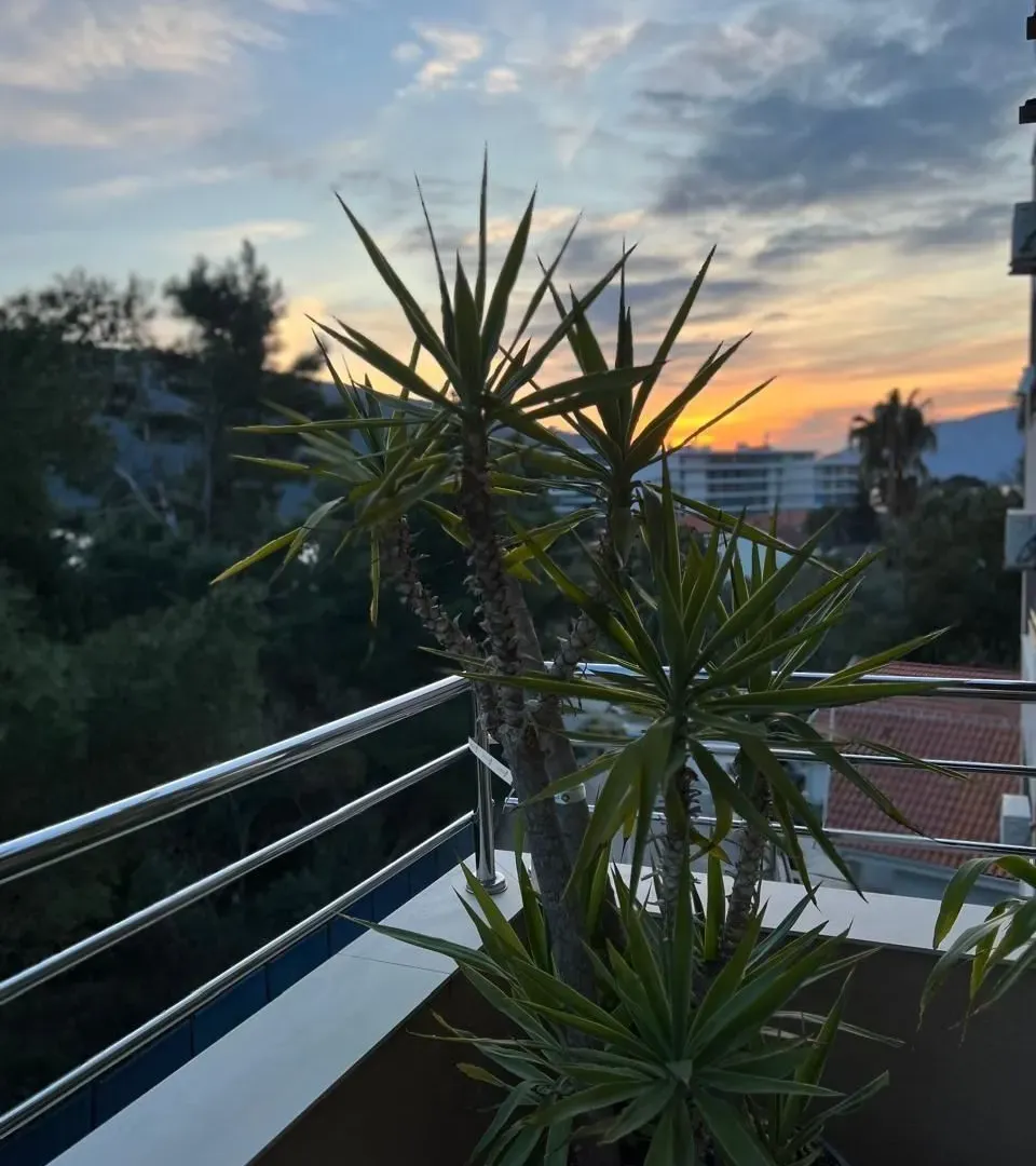 Prodaja, dvosoban stan, 73m², Đenovići, Herceg Novi