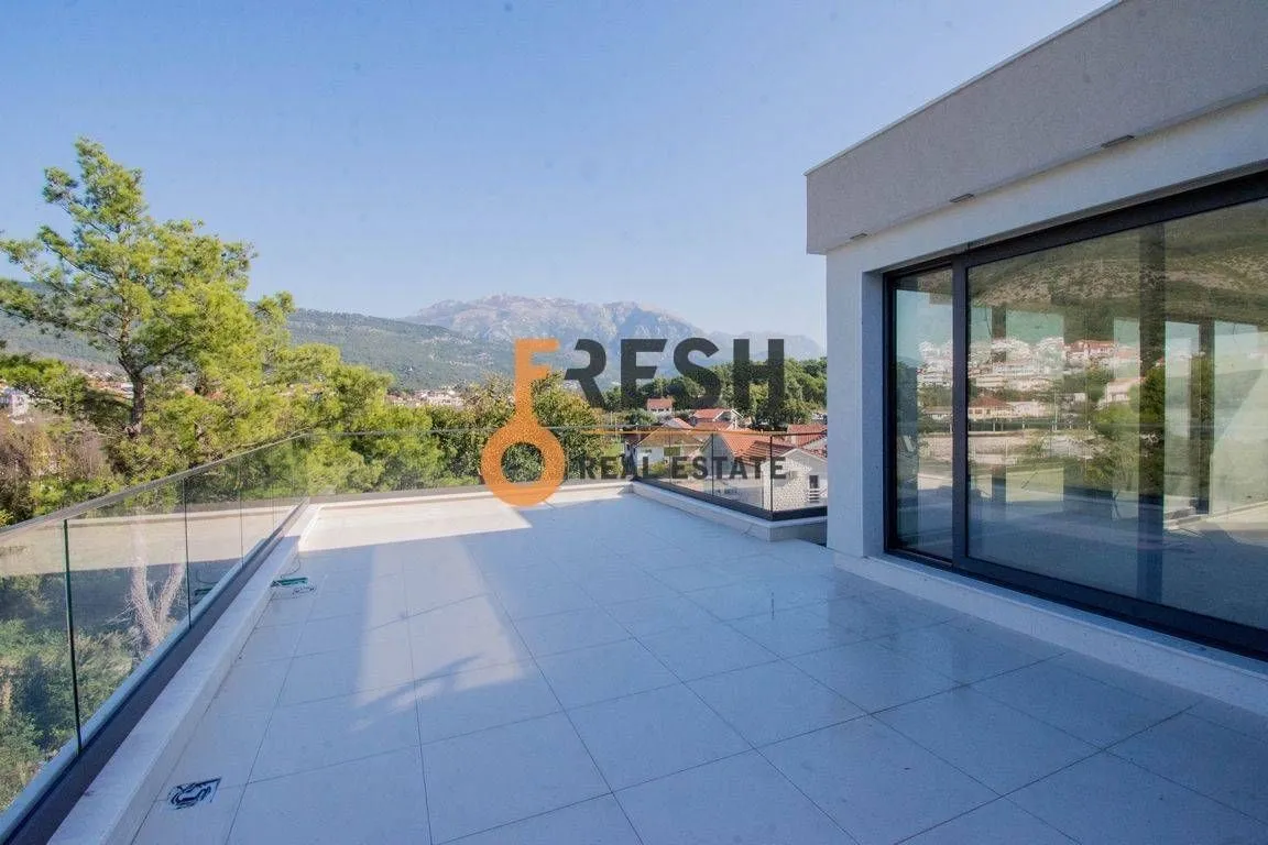 Prodaja, kuća, 443m², Tivat, Crna Gora