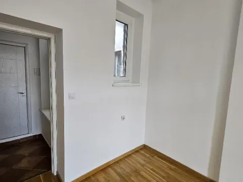 Izdavanje, poslovni prostor, 20m², Stari Grad, Beograd - image 6
