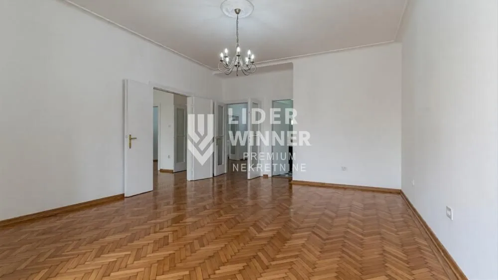 Rent, office space, 136m², Stari Grad, Beograd