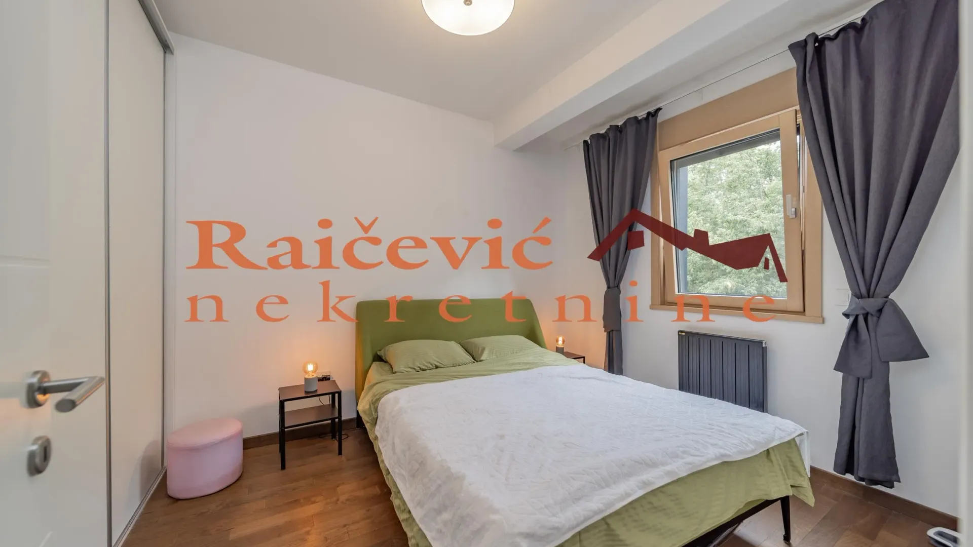 Izdavanje, dvosoban stan, 40m², Šumice, Beograd