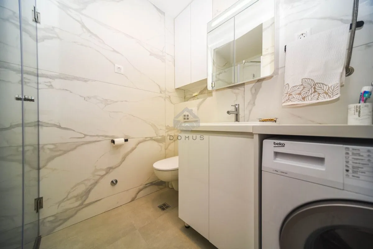 Prodaja, jednosoban stan, 45m², Stari Aerodrom, Podgorica