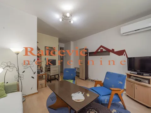Sale, three bedroom apartment, 55m², Zvezdara Sve Podlokacije, Beograd - image 4