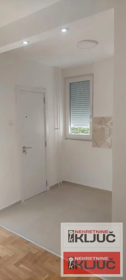 Prodaja, dvosoban stan, 58m², Detelinara, Novi Sad Sve Podlokacije