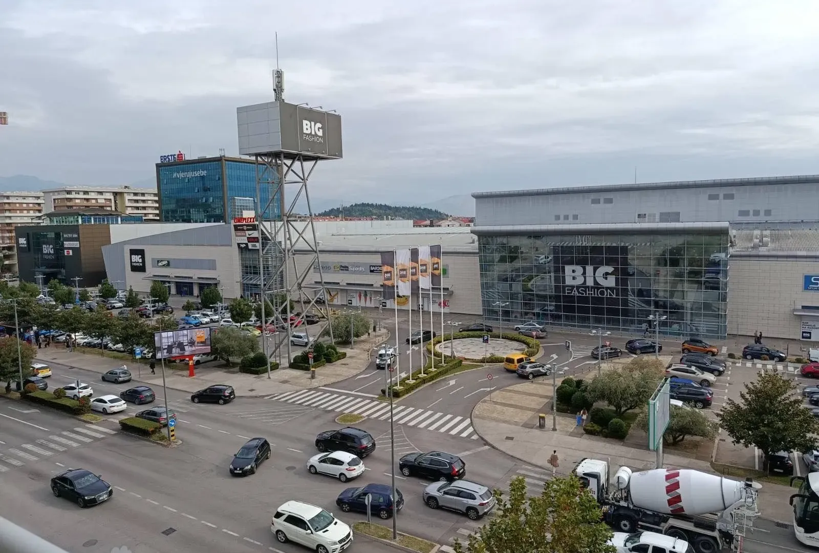 Izdavanje, dvosoban stan, 68m², City Kvart, Podgorica