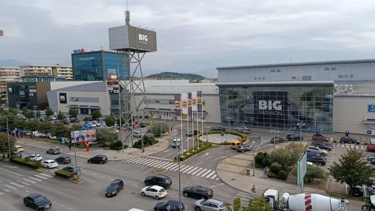 Izdavanje, dvosoban stan, 68m², City Kvart, Podgorica