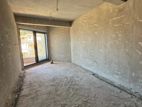 Sale, one bedroom apartment, 33m², Liman, Ulcinj - image 9