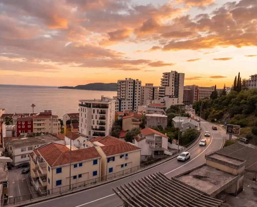 Izdavanje, jednosoban stan, 44m², Rafailovići, Budva