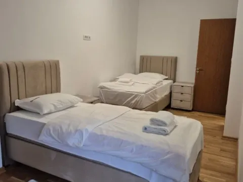 Prodaja, dvosoban stan, 78m², Žabljak, Crna Gora - image 4