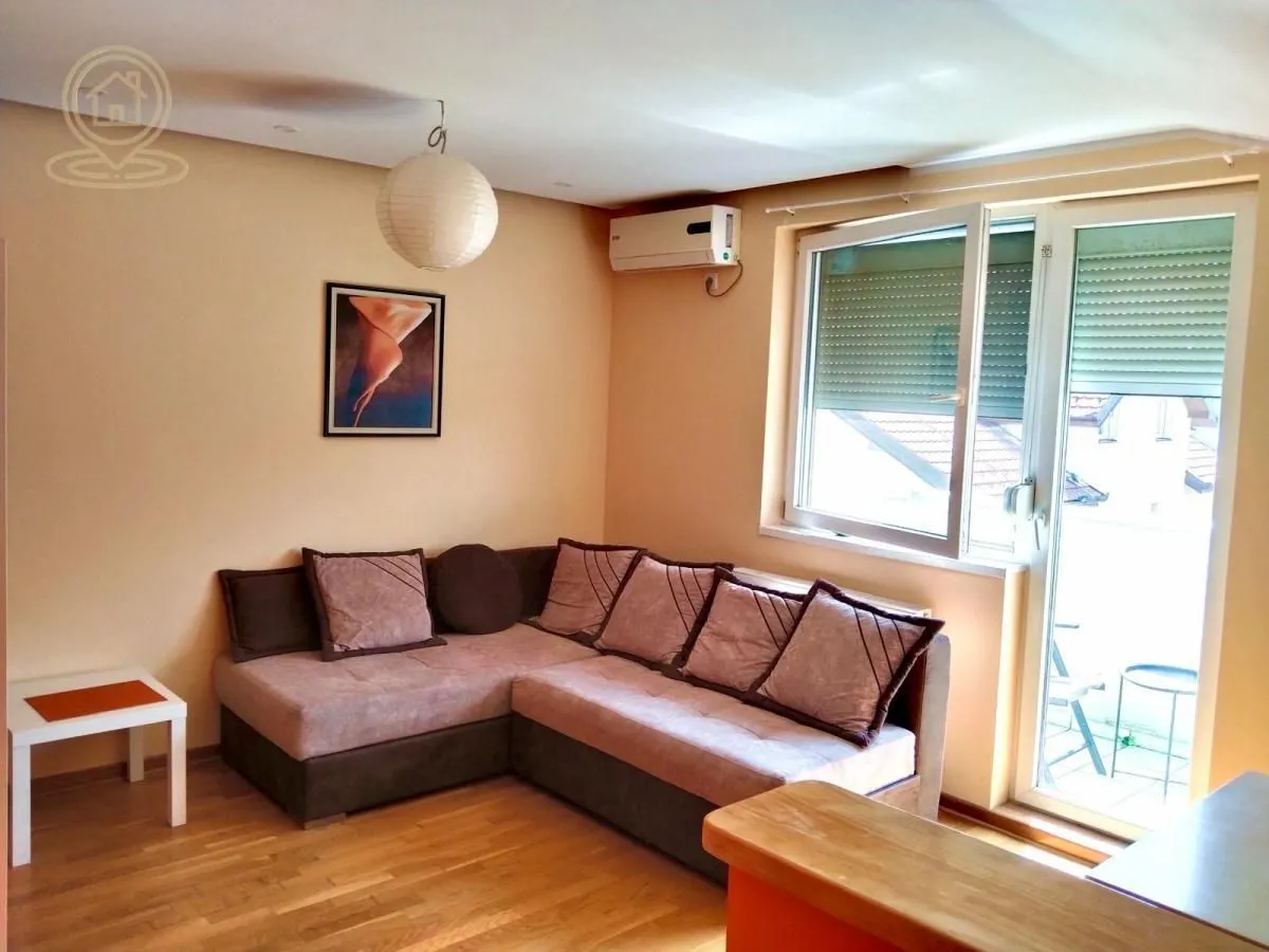 Prodaja, dvosoban stan, 40m², Krnjaca, Palilula Sve Podlokacije